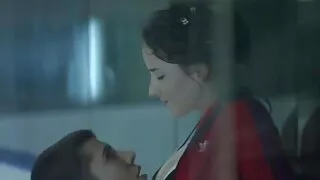 Gata peituda de cabe ...