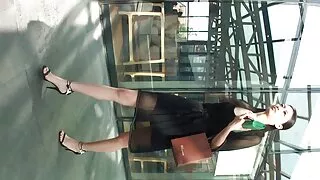Buxom japonês trollo ...