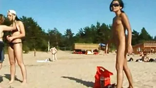 Sedutora morena de c ...