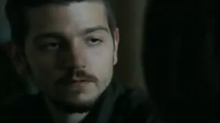Garota de pele pálid ...