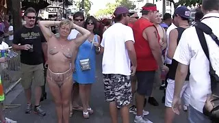Gata morena sexy tem ...
