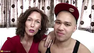 A pequena morena Jen ...