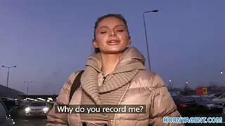 Adorável garota Sama ...